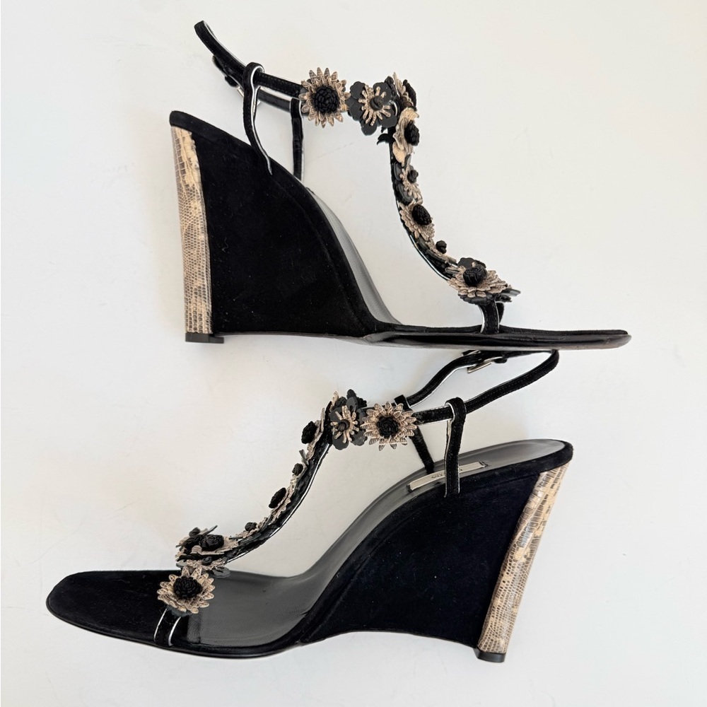 Prada Black Python Snakeskin Suede Floral Appliqué T-Strap Wedge Sandals EU40 - Picture 6 of 10